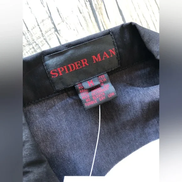 NWT Spider-Man Button Down Short Sleeve Tee Medium